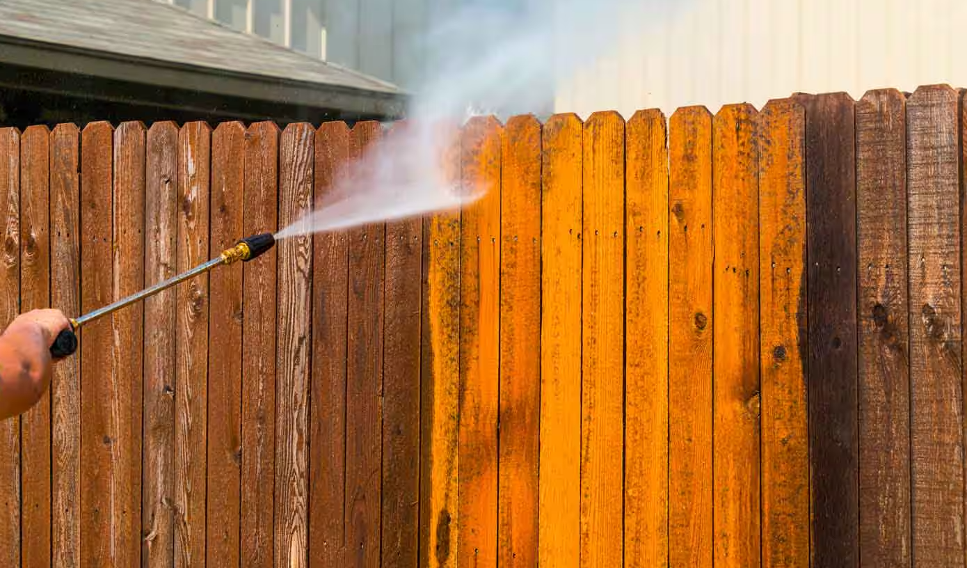 high pressure fence washing in the bay area